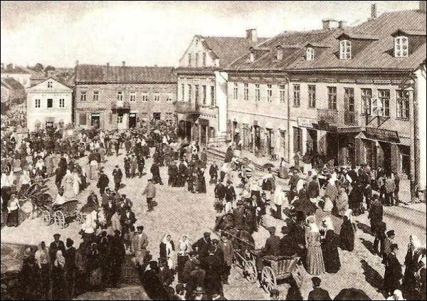 Ukmergė. Town at the old photos 