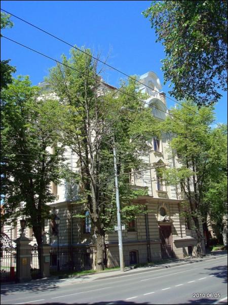  - Neighbourhood Antakalnis. 