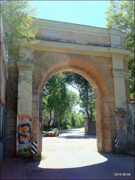  - Neighbourhood Antakalnis. 