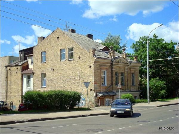  - Neighbourhood Antakalnis. 
