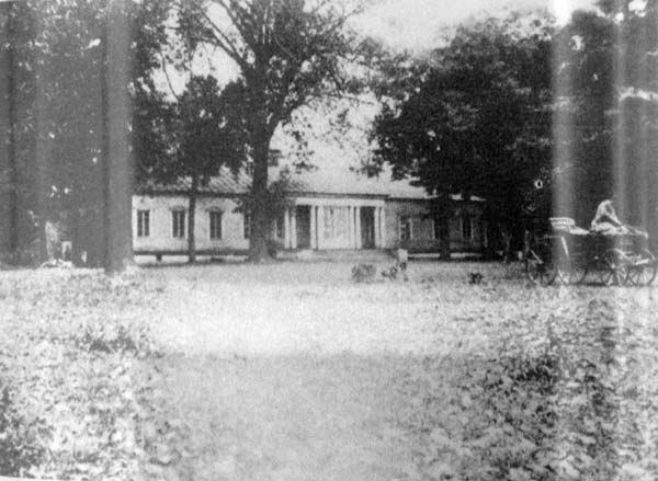 Chojniki. Dwór Prozorów