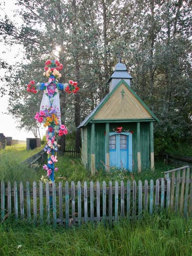 Humieniki |  Small chapel . Exterior