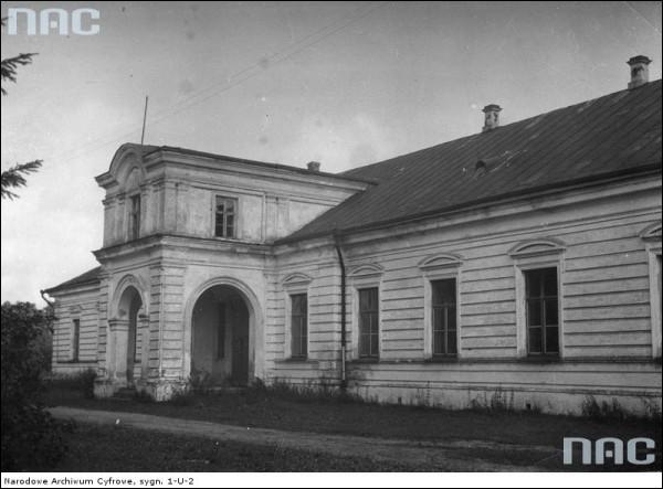 Альбрехтово (Пинск). Усадьба Скирмунтов