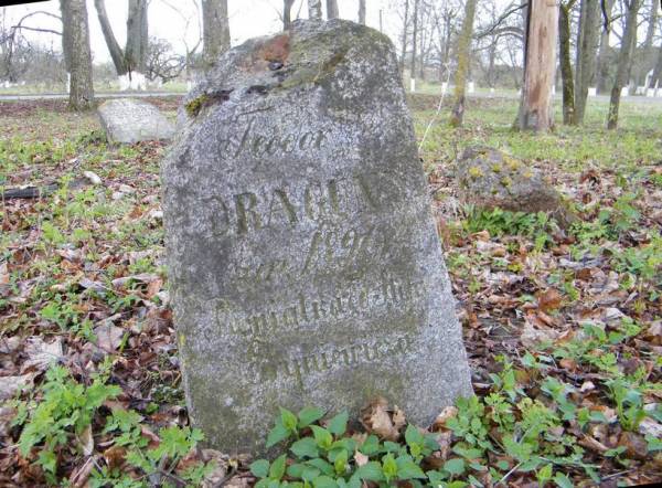 Tokarzyszki. Cmentarz stary