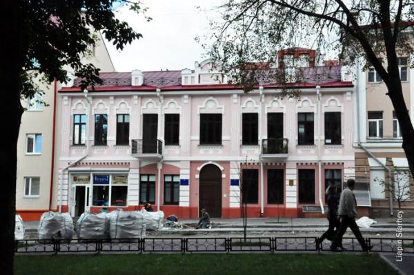 Гомель. Историческая застройка ул. Коммунаров