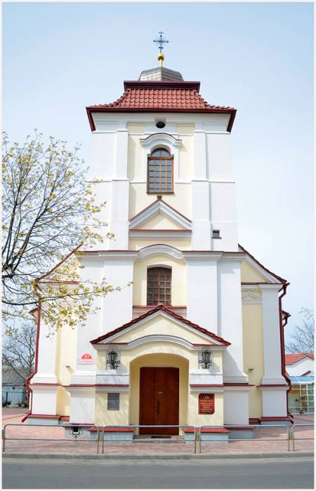 Пинск. Костёл Святого Кароля Борамеуша