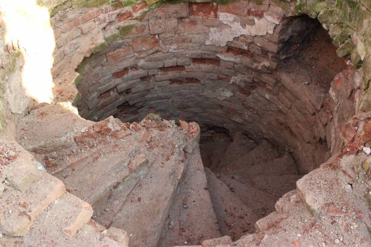  -  Замок Сапегов, руины. 