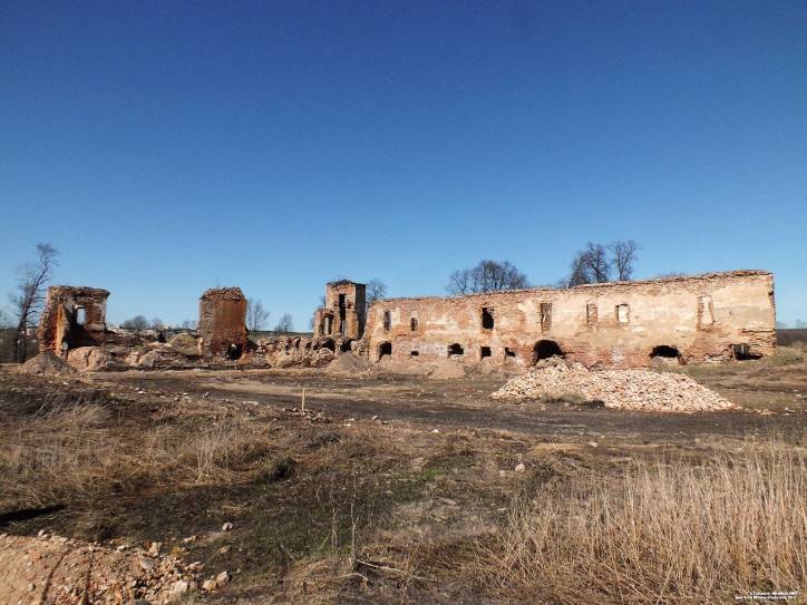  -  Замок Сапегов, руины. 