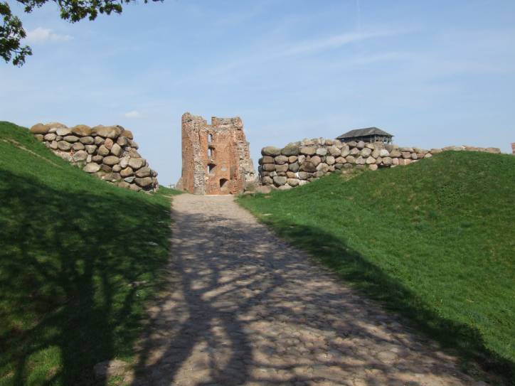 Навагрудак.  Навагрудскі замак, руіны