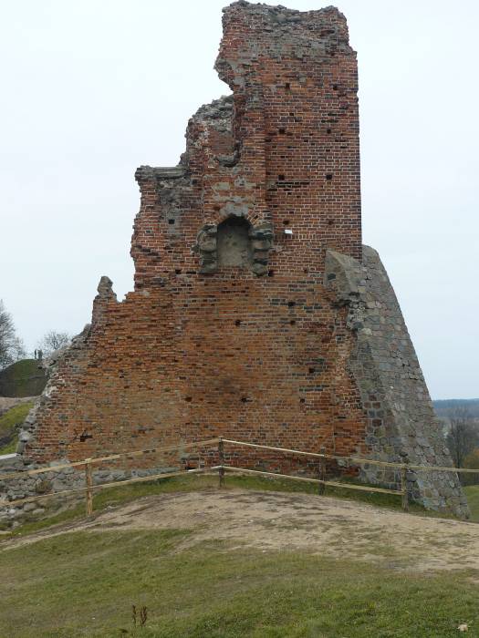 Навагрудак.  Навагрудскі замак, руіны