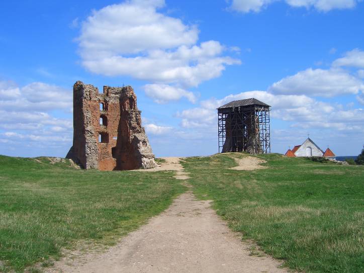 Навагрудак.  Навагрудскі замак, руіны