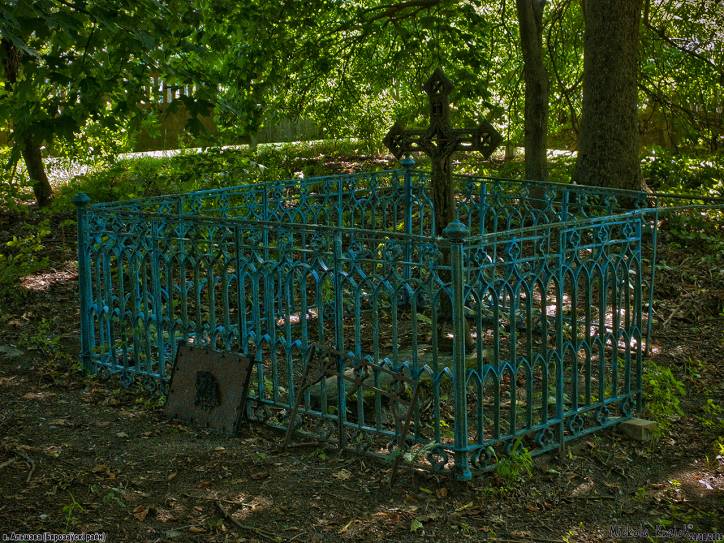 Alševa. cemetery Old
