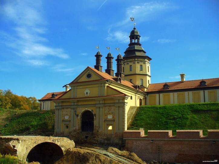  - Замок Радзивиллов Реконструкция, 2010. 