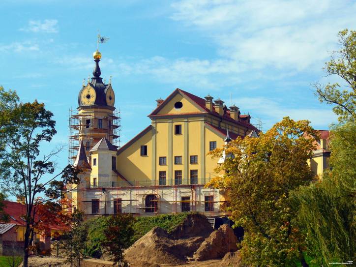  - Замок Радзивиллов Реконструкция, 2010. 