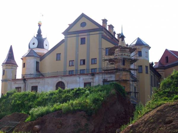 Несвиж. Замок Радзивиллов Реконструкция, 2010