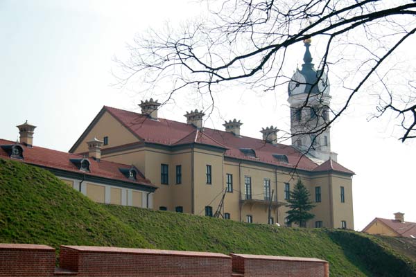  - Замок Радзивиллов Реконструкция, 2010. 