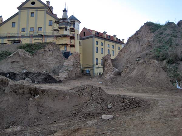  - Замок Радзивиллов Реконструкция, 2010. 