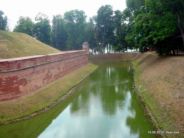  -  Дворцово-замковый комплекс Радзивиллов. 